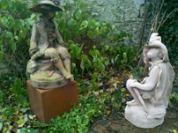2011-12-13 12-09-17 630 : chatbotte, creation, marquis, pieces